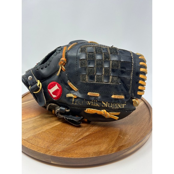 Louisville Slugger Other - Louisville Slugger Baseball Glove Black Leather Youth Infield Outfield